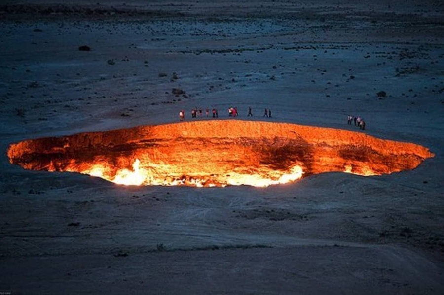 Газовый кратер Дарваза © Instagram / kpsportmarafon