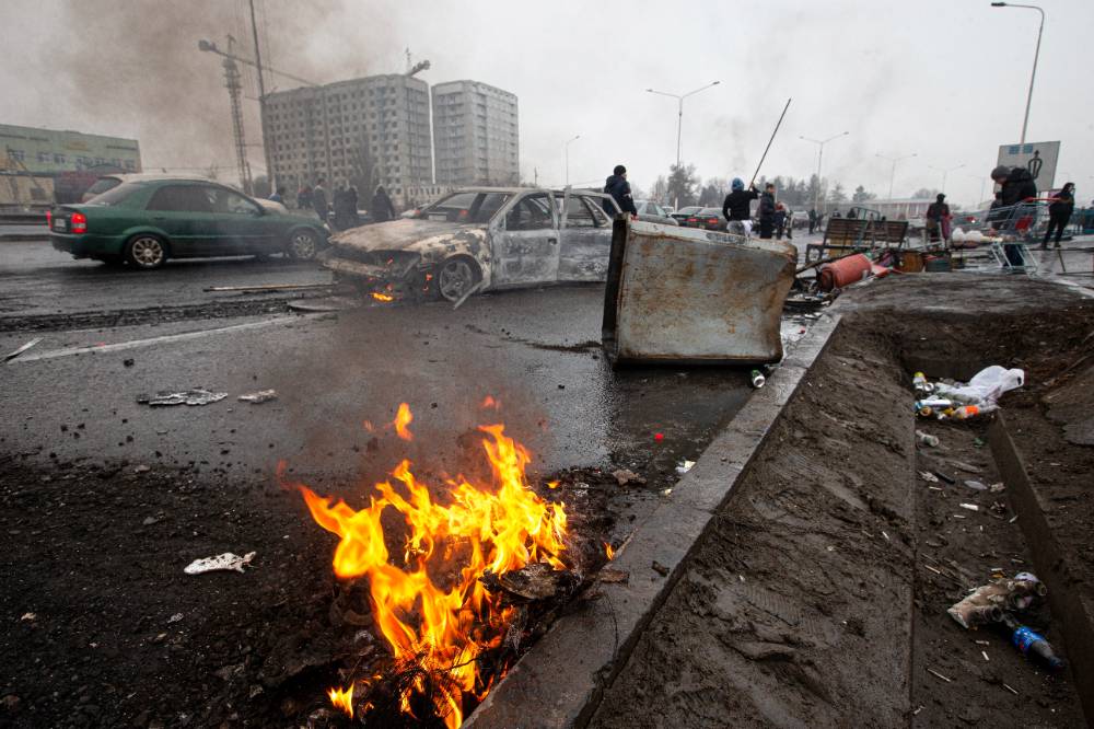 В Казахстане за время протестов за медпомощью обратились свыше 2,2 тысячи человек