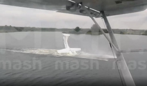 Самолёт со съёмочной группой "Непутёвых заметок" рухнул в озеро во время записи программы