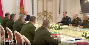 Лукашенко: Польша просит немедленно разместить на своей территории ядерное оружие