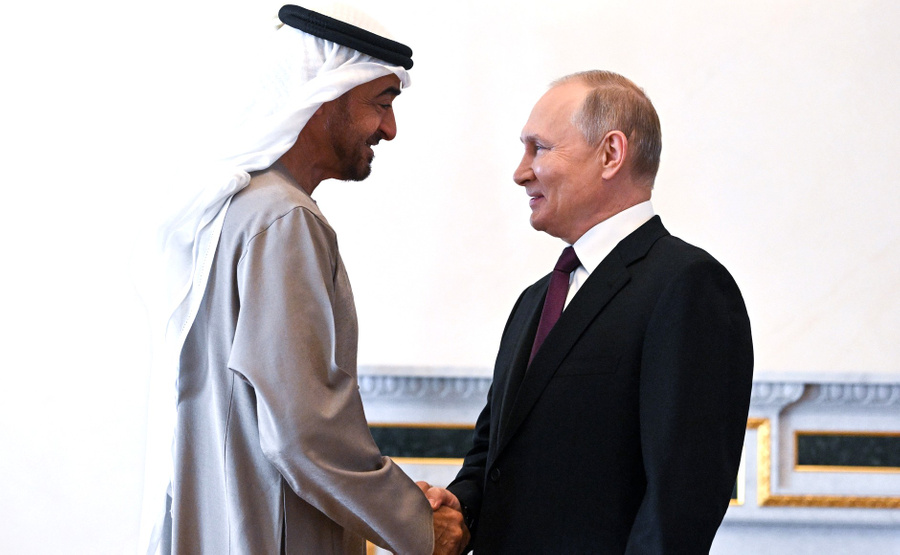 Президент РФ Владимир Путин с Президентом ОАЭ Мухаммадом Аль Нахайяном. Фото © kremlin.ru