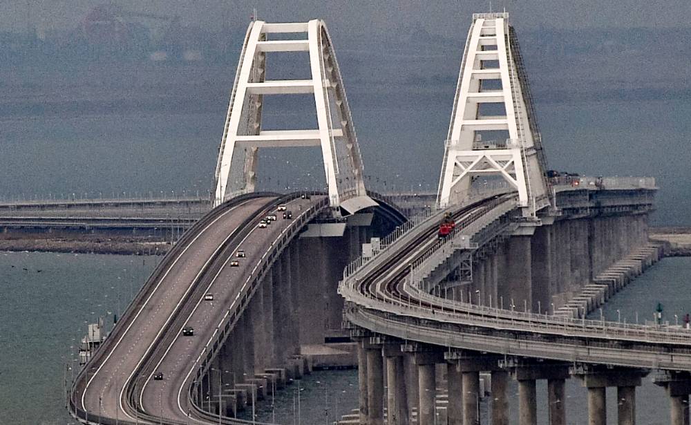 На Крымском мосту завершили работы по усилению левой части