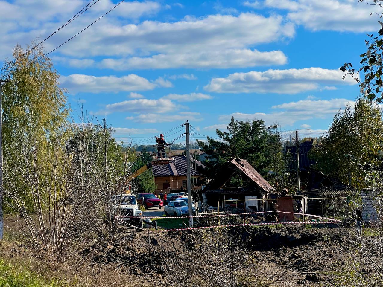 Последствия обстрела ВСУ Белгородского района. Фото © Telegram / "Настоящий Гладков"