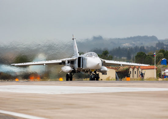 Российские самолёты уничтожили в Сирии орудия и склад террористов