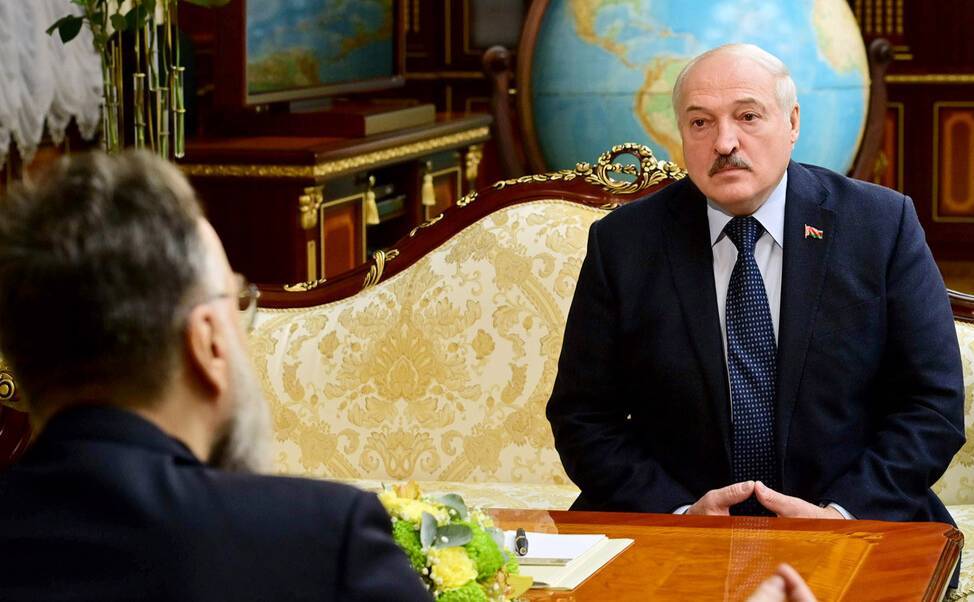 Лукашенко в беседе с Дугиным вспомнил о хихикающих в России 