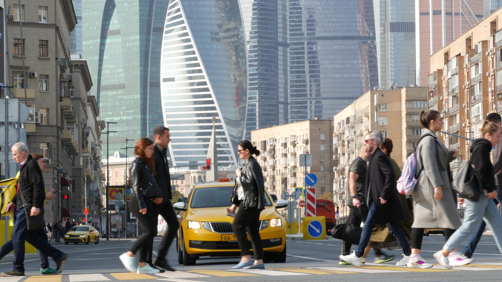 Собянин: Москва не вводит никаких мер, ограничивающих обычный ритм жизни