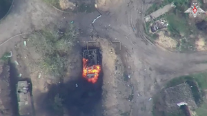 Точно в цель: Появилось видео уничтожения бронетехники ВСУ дронами-камикадзе "Ланцет"