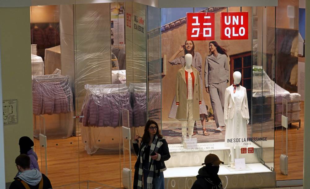 Японский ретейлер одежды Uniqlo сократит сеть в России