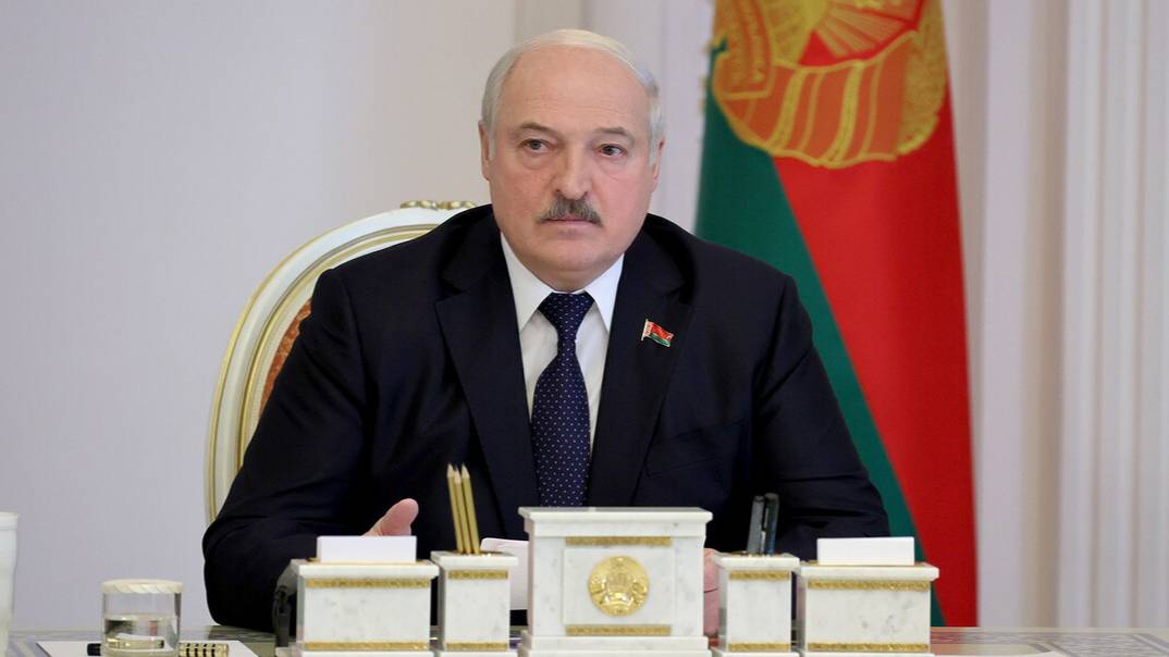 Захотят меня увидеть, пожалуйста: Лукашенко пригласил СБУ в Белоруссию