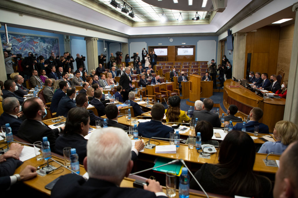 Самых прозападных министров Черногории, которым запрещён въезд в РФ, отправили в отставку