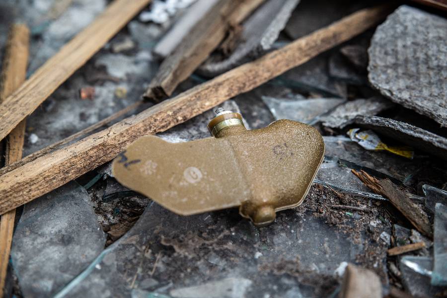 Противопехотная мина "Лепесток", заброшенная украинскими военными в Попасную. Фото © ТАСС / Александр Река