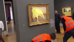 Экоактивисты облили картофельным пюре картину Клода Моне в Потсдаме