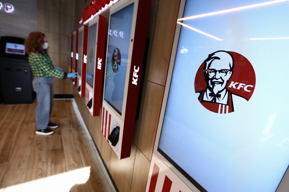 Десятки ресторанов KFC откроются в России под новым брендом