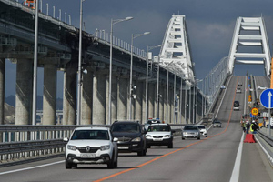Автомобильное движение по Крымскому мосту приостановят 16 ноября