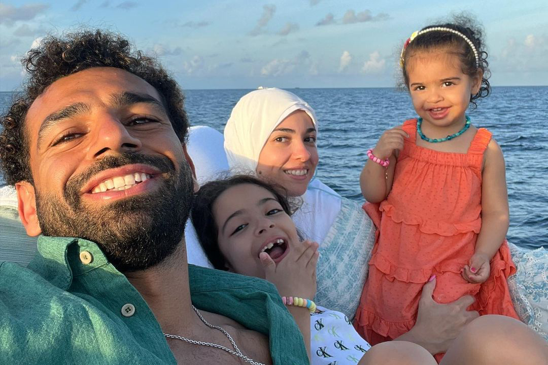 Мохаммед Салах с супругой Маги и дочерьми Меккой и Каян. Фото © Instagram (запрещён на территории Российской Федерации) / mosalah