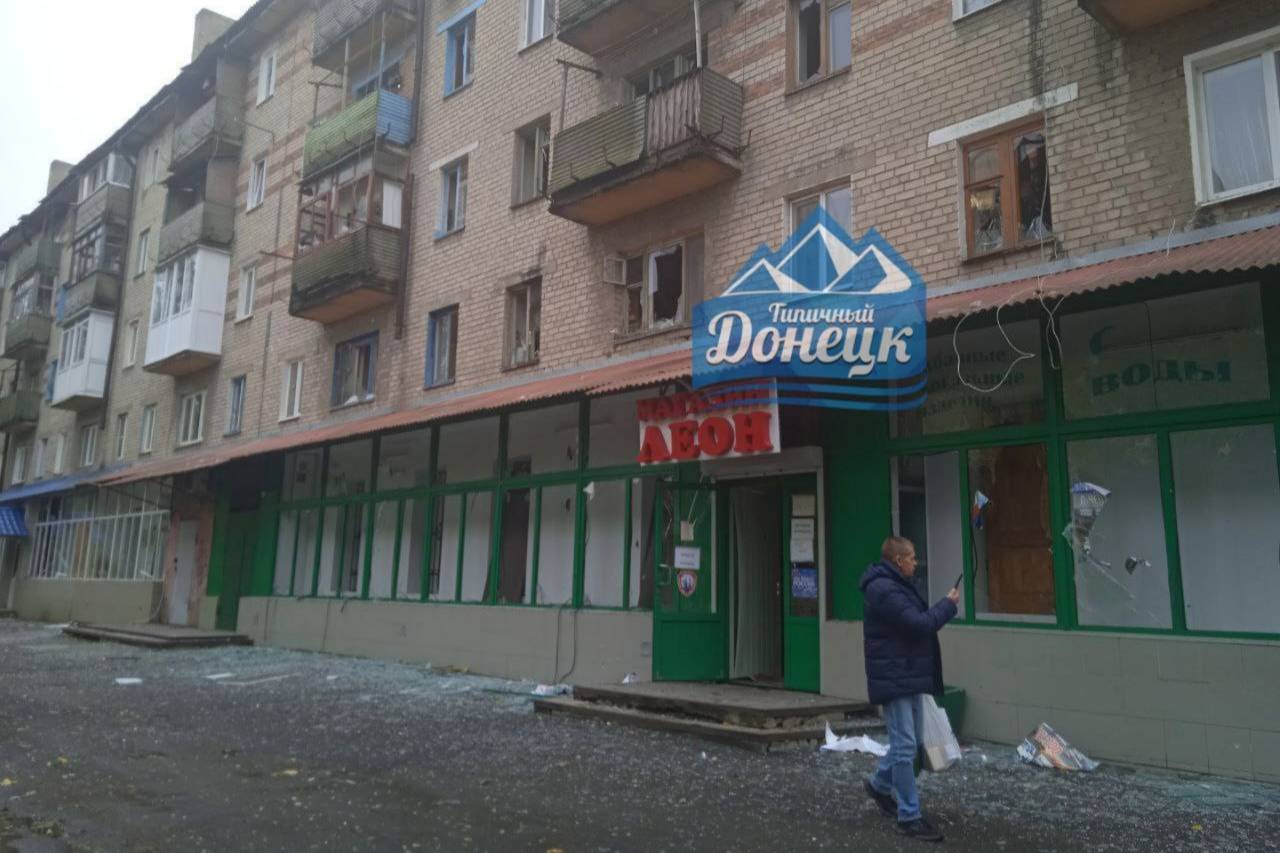 Пять мирных жителей пострадали при обстреле ВСУ Кировского района Донецка