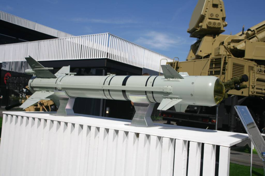 Лёгкая многоцелевая управляемая ракета (ЛМУР) 305Э ("Изделие 305"). Фото © ТАСС / Владислав Карпов