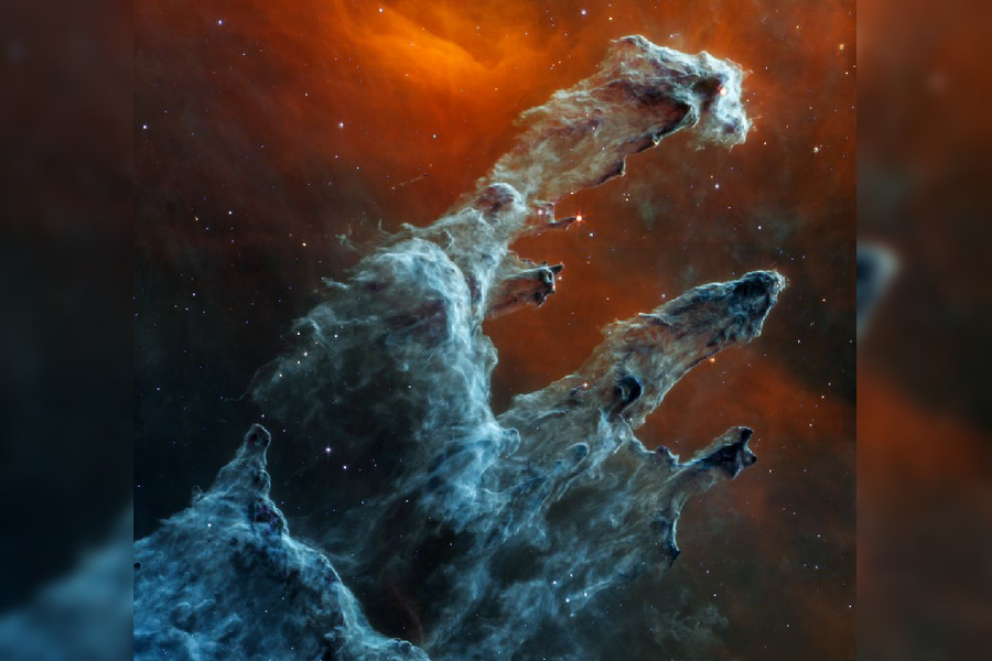 Новое фото "Столпов Творения". Обложка © NASA