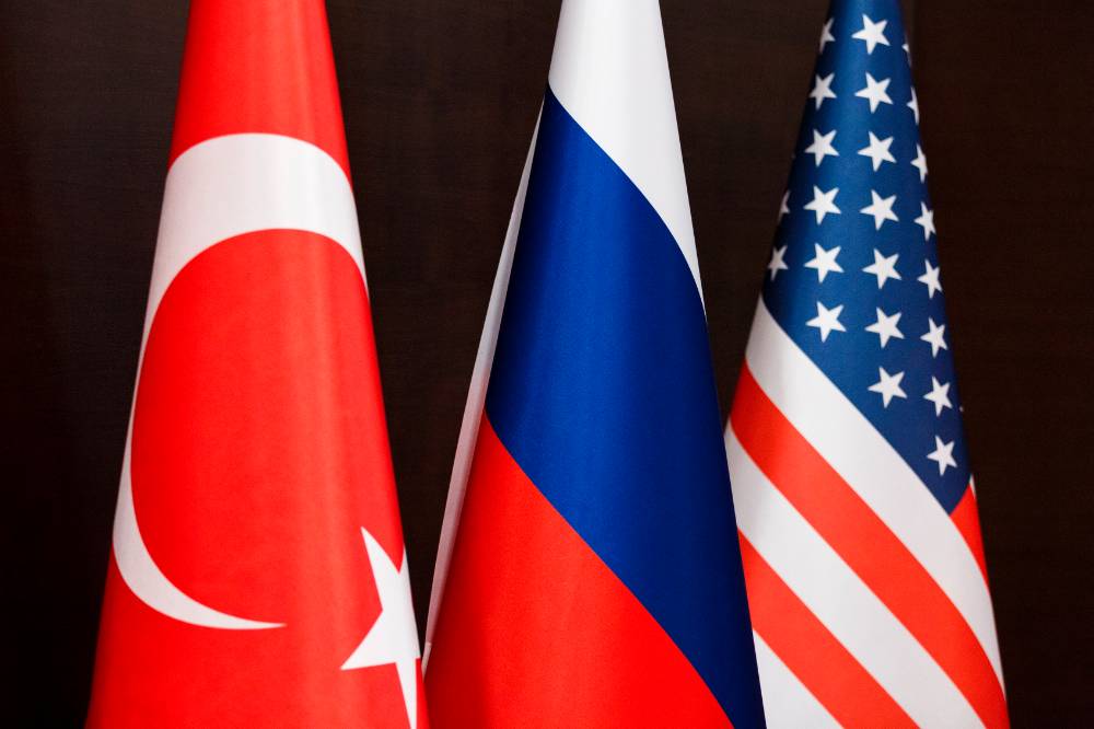 Турецкая партия Родина призвала не поддаваться антироссийским угрозам США