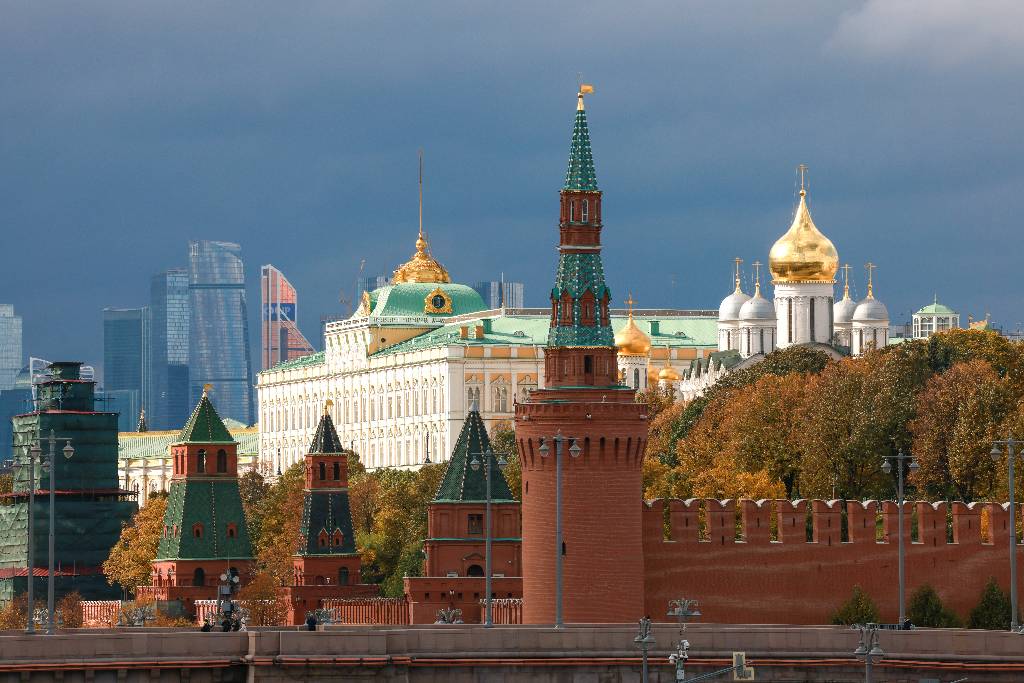 Песков: Россия продолжит отстаивать свои интересы