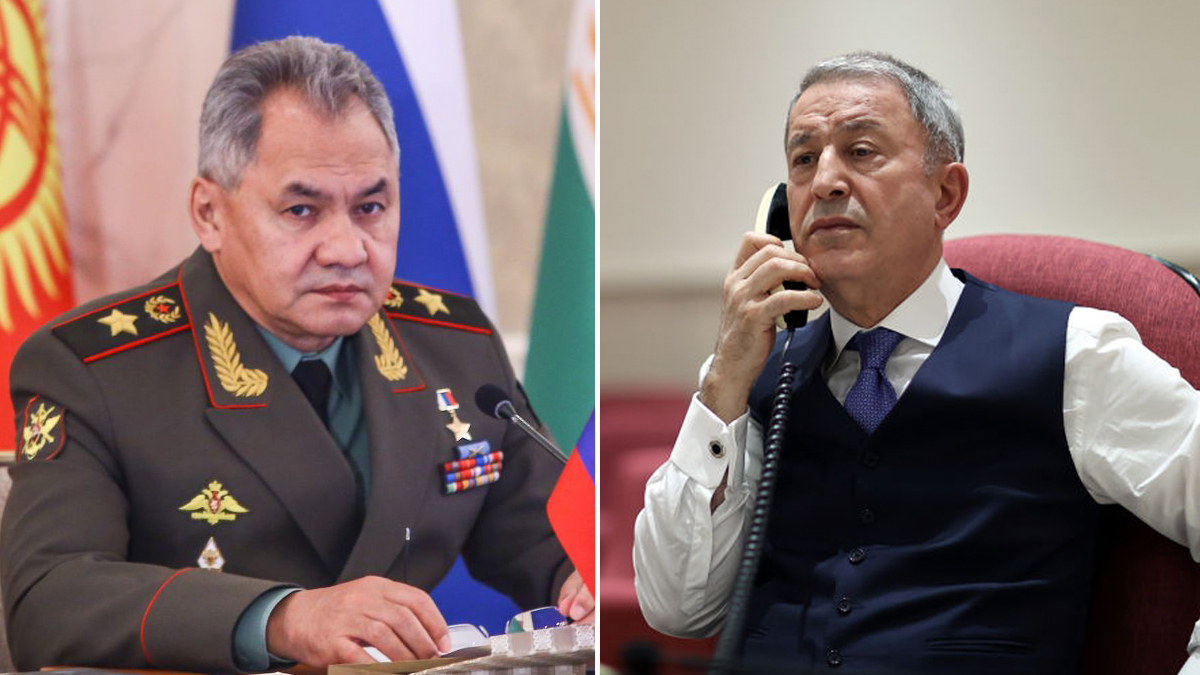 Шойгу обсудил с министром обороны Турции выход России из зерновой сделки