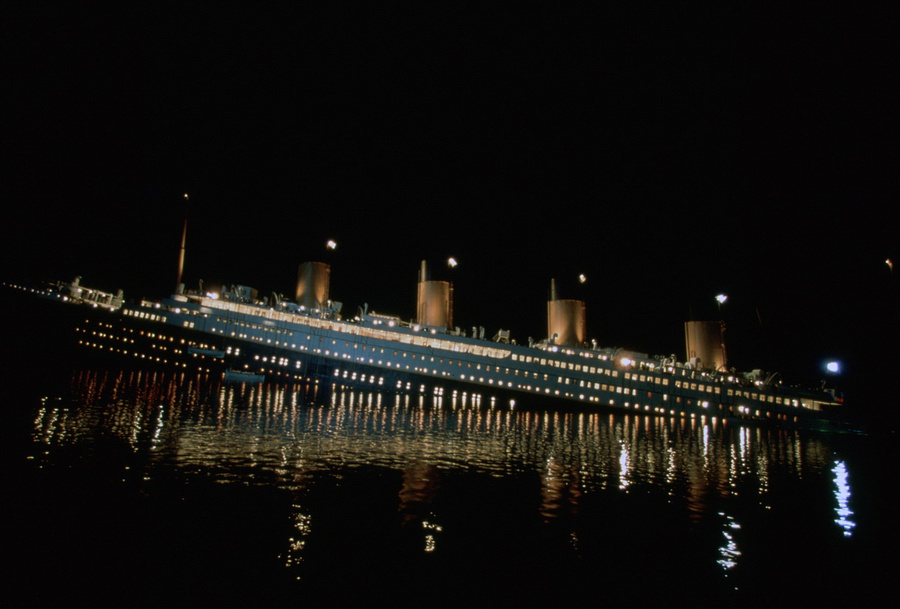 Кадр из фильма "Титаник". Обложка © kinopoisk
