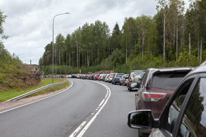Число покидающих Финляндию россиян превысило количество въезжающих