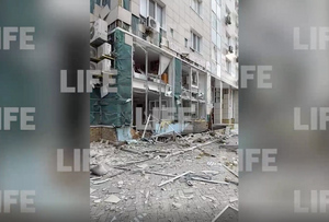 Вместо окон и стен мусор: Лайф публикует видео последствий обстрела ВСУ Донецка