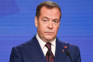 "Пусть враги беснуются дальше": Медведев сравнил санкции ЕС с кругами ада