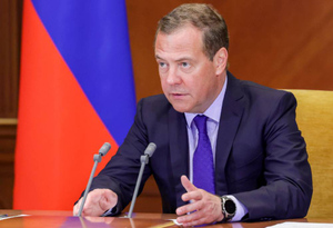 Медведев поднял вопрос выполнения гособоронзаказа на совещании на заводе "Авангард"