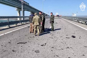 СКР показал видео работы криминалистов на месте подрыва Крымского моста