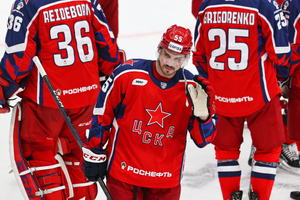 Хоккеисты ЦСКА впервые в сезоне выиграли два выездных матча подряд в КХЛ