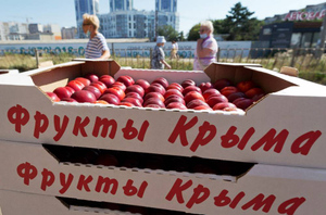 Крым обеспечен запасом товаров первой необходимости почти на два месяца