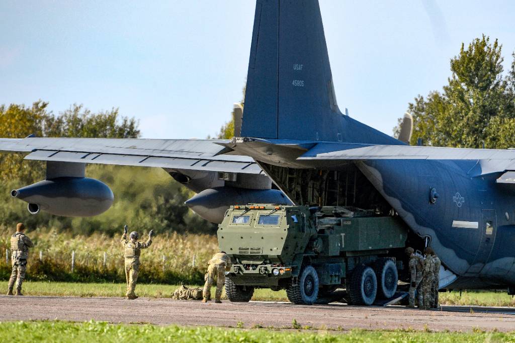 Киев скоро может остаться без американских ракет HIMARS