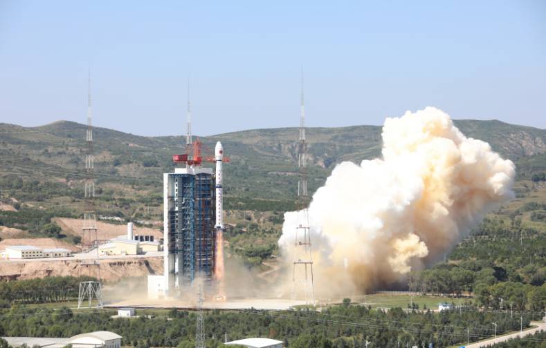 Китай применил новейший спутник для оценки ущерба от взрывов на 