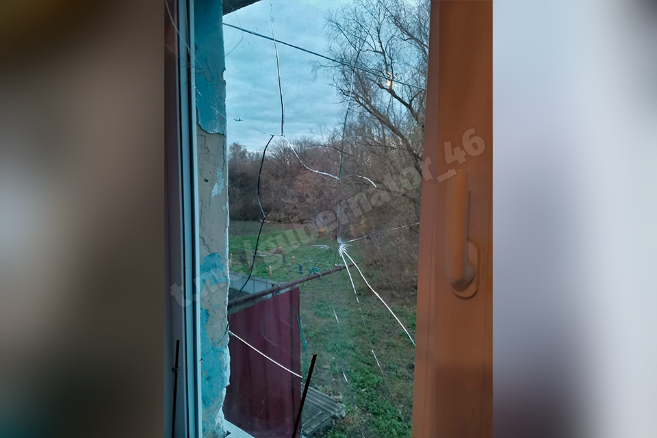 Опубликованы фото последствий обстрела курского посёлка со стороны ВСУ