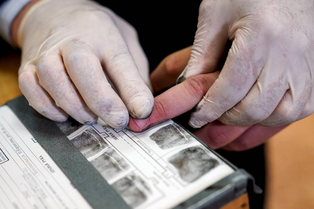 МВД отменило сбор отпечатков пальцев у беженцев, прибывших в Россию