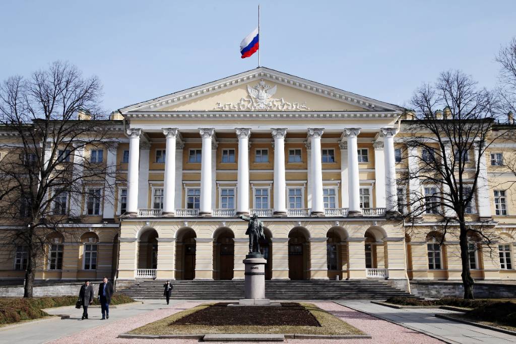 Поправки Единой России в бюджет Санкт-Петербурга не приняты по решению правительства города