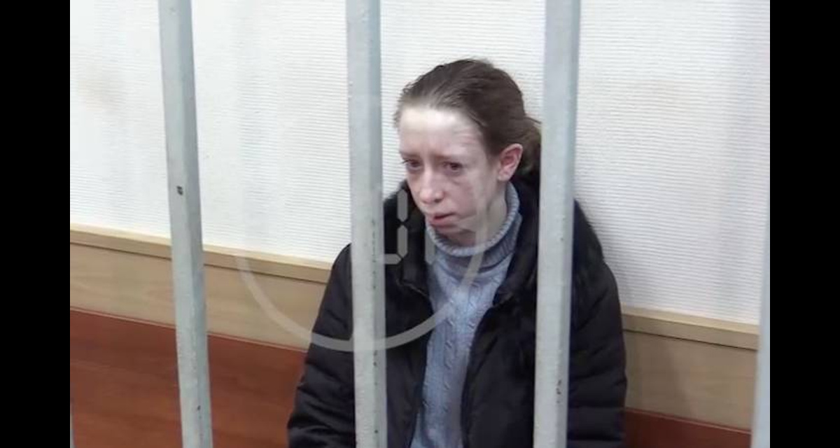 Мать скинула. В Москве мать выбросила ребенка с 11 этажа. Федорова Чертановский суд. Девушка выбросила ребенка из окна Чертаново.