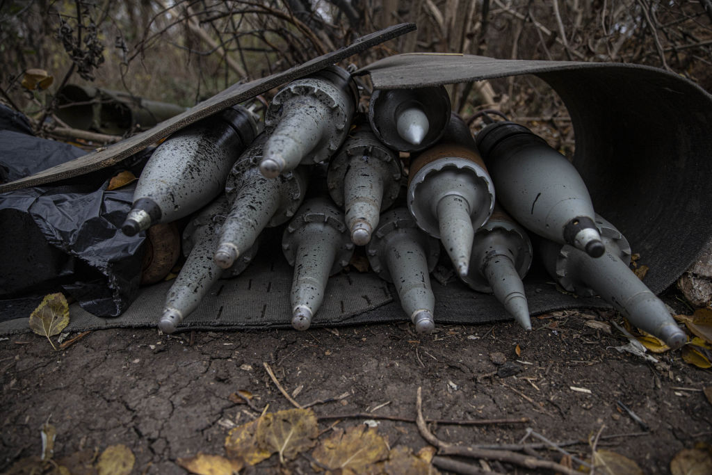 В ЛНР обнаружили тайник украинских диверсантов с боеприпасами для терактов