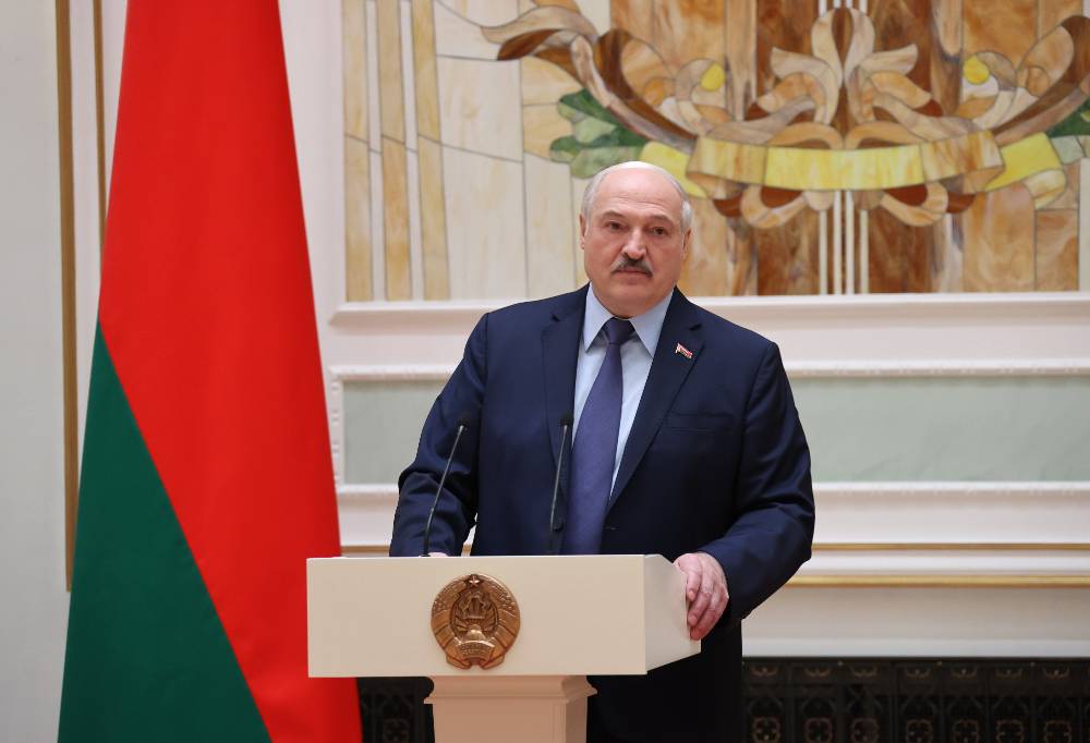 Лукашенко: Белоруссия готова строить мосты дружбы с Польшей