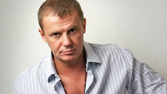 Соседка Андрея Стоянова рассказала, что перед смертью актёр был нервным