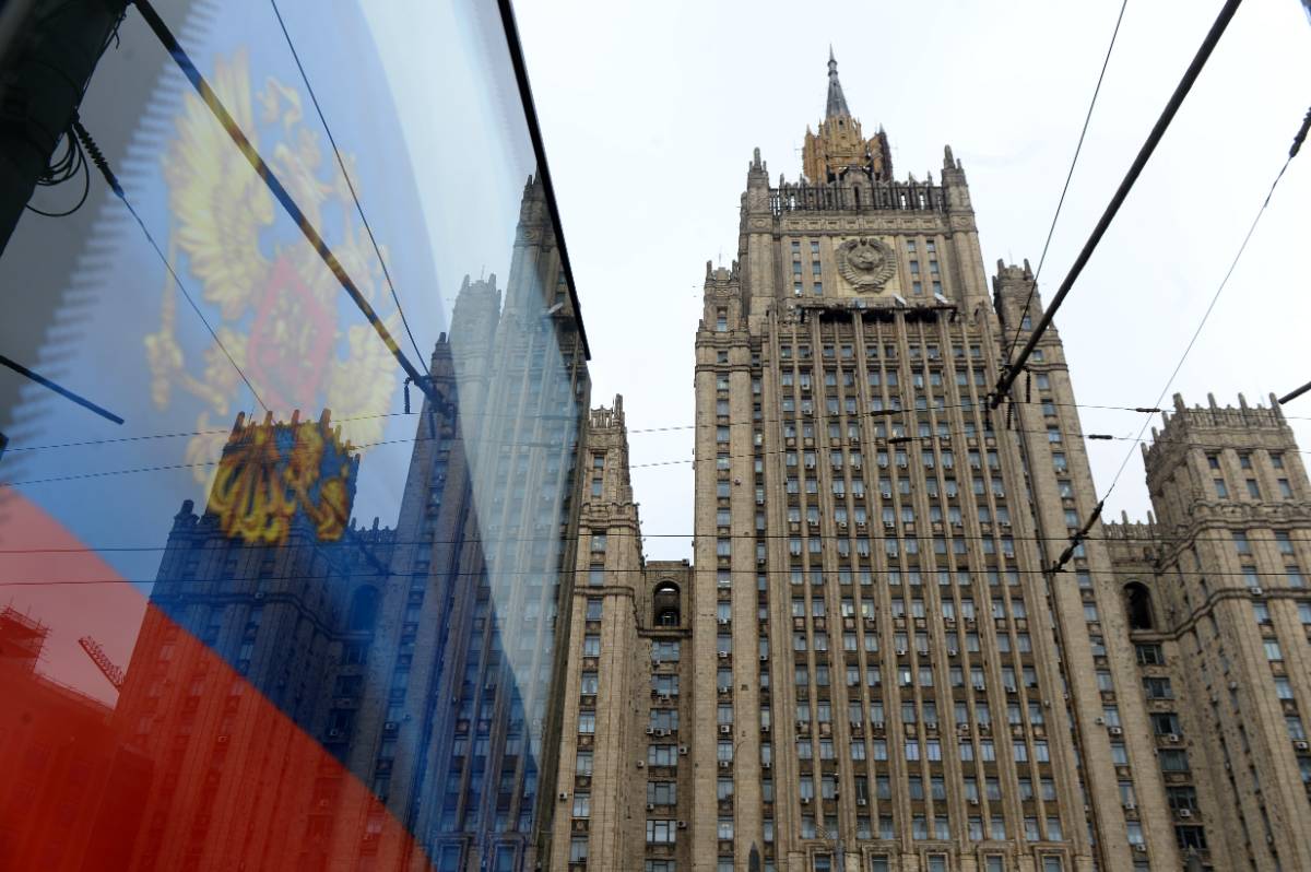 В МИД считают, что шансы на переговоры повысятся, если Киеву прикажут из соответствующих столиц