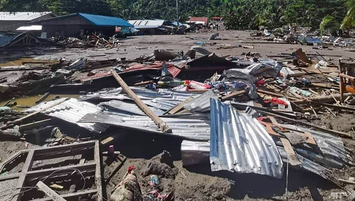На Филиппинах шторм "Налджи" разрушил 57 тысяч домов. Фото © Twitter / newsworldpress