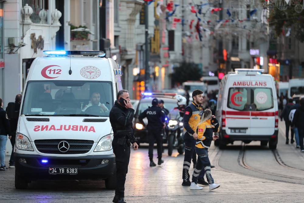 Женщина с сумкой: Что известно о теракте в центре Стамбула 13 ноября