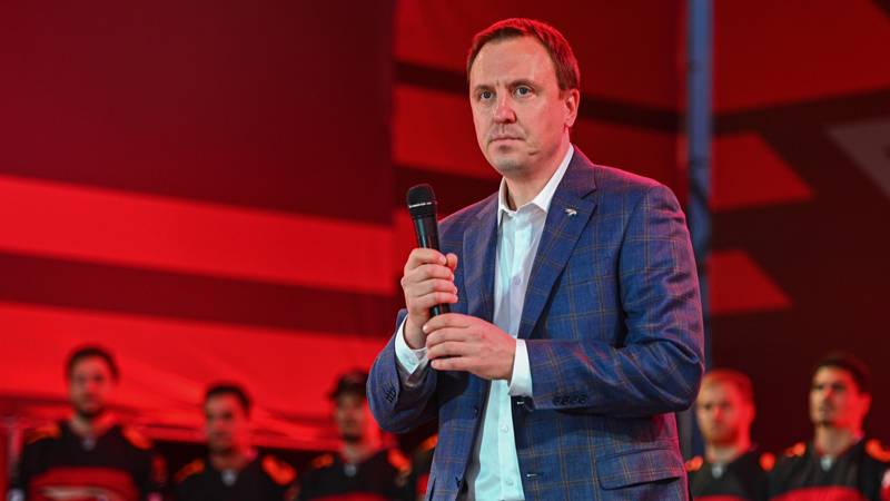 Волков расторг контракт с клубом Авангард