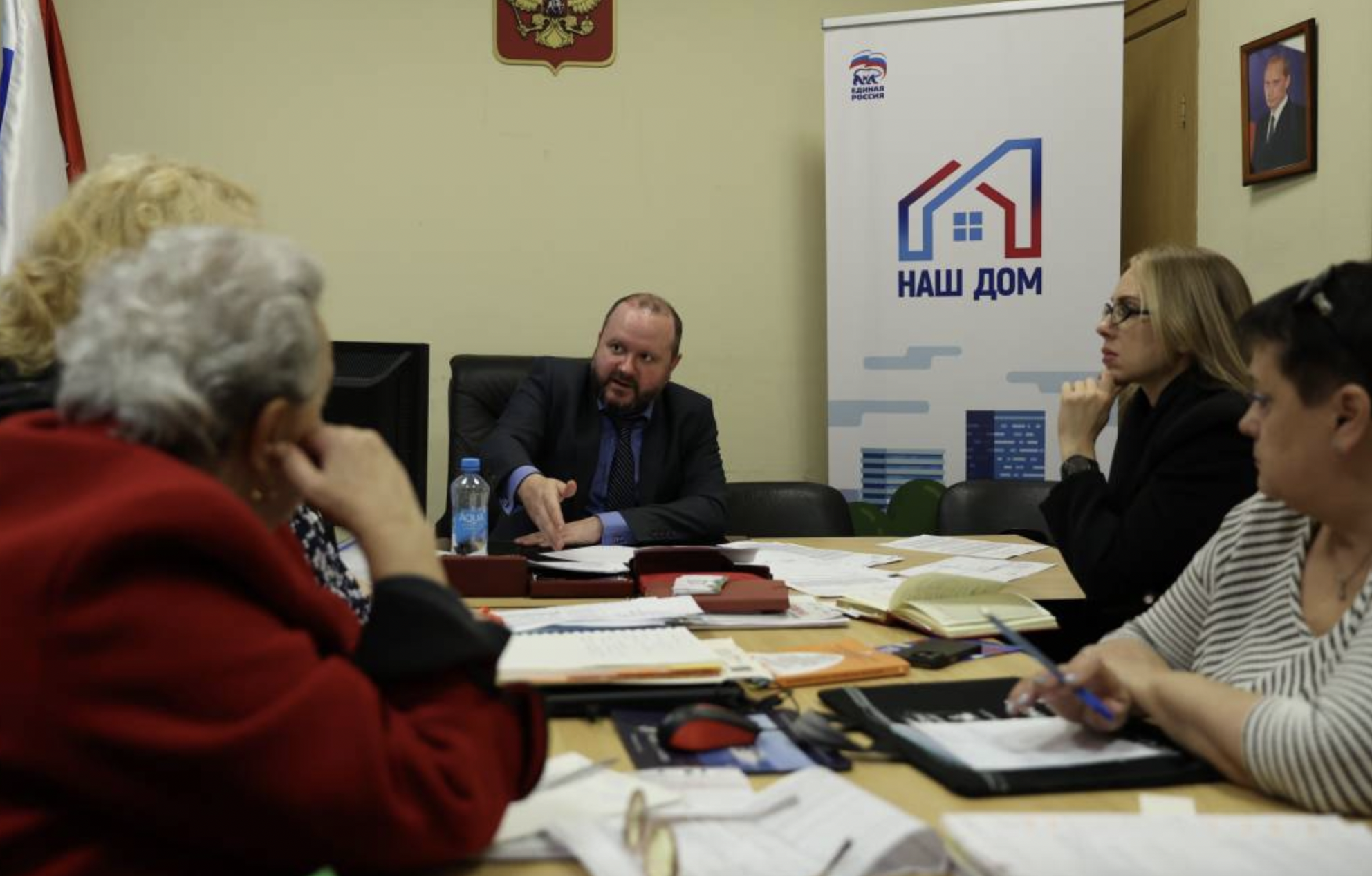 В приёмных проекта Единой России Наш дом помогают решать коммунальные проблемы петербуржцев