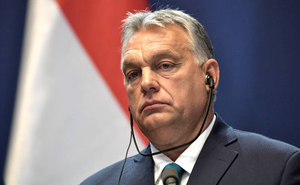 Премьер Венгрии Орбан призвал к миру после прекращения поставок нефти по "Дружбе"