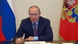 Путин поддержал расширение программы льготных автокредитов на пенсионеров и военных