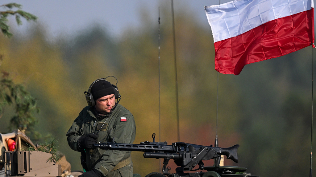 Хитрый план Варшавы: Как Польша намерена использовать инцидент с украинской ракетой